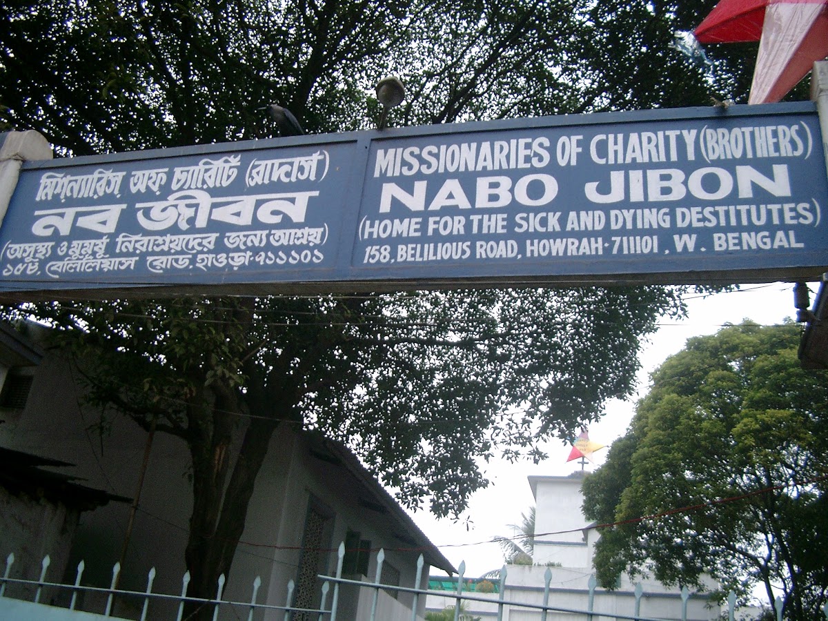 Het naambord van Nabo Jibon, het Mother Theresa-huis in Howrah